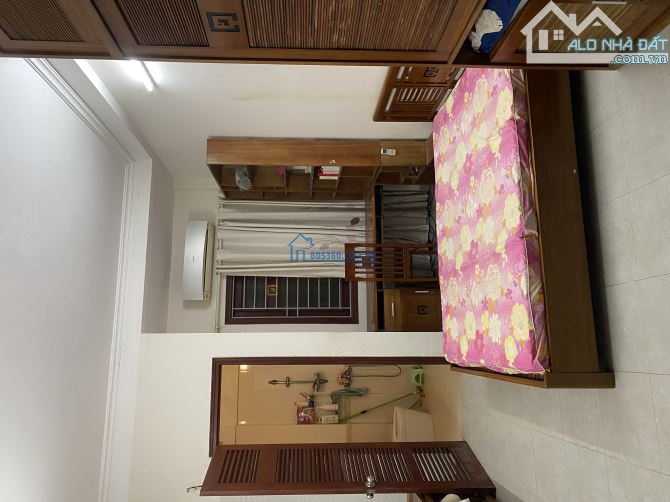 CHO THUÊ NHÀ ĐỊNH CÔNG HOANG MAI 70m2 NHÀ ĐẸP NGO RỘNG, Ô TÔ TẢI 3 TẤN Đậu cổng