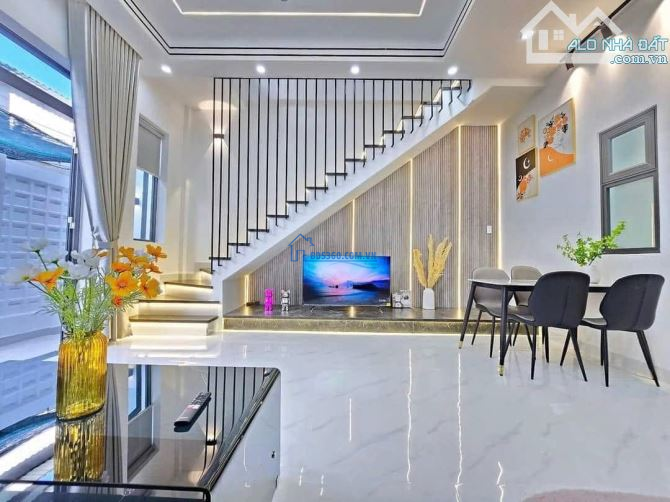 Cơ Hội Vàng Cho Nhà Đầu Tư! Nhà 1 Trệt 1 Lầu Ngay GigaMall, Đường Số 19 – Chỉ 2 Tỷ 390!