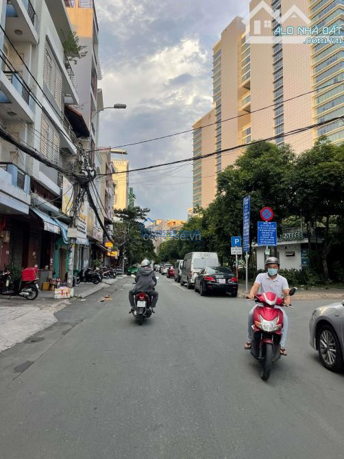 CHO THUÊ NHÀ 283 CÁCH MẠNG THÁNG 8 - DT 4x17m - 5 TẦNG - GIÁ: 50 TRIỆU