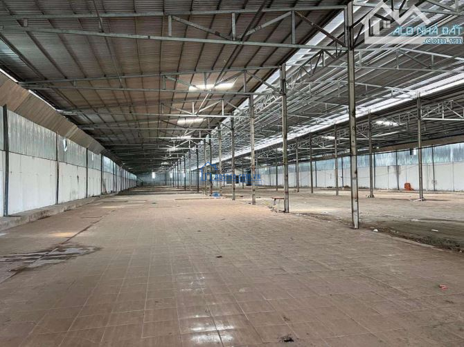 KHO XƯỞNG CHO THUÊ MẶT TIỀN QUỐC LỘ XE CONTAINER