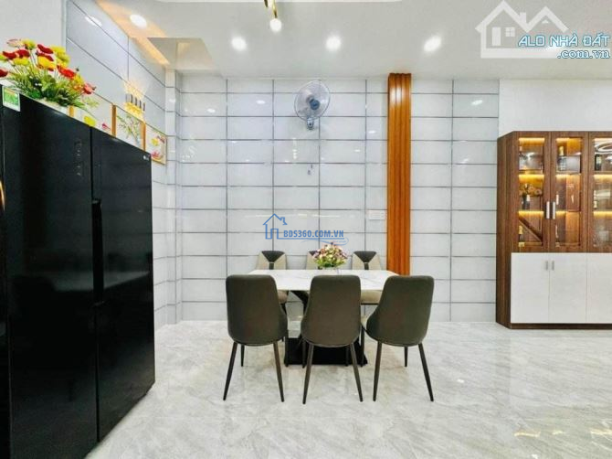 MỘT CĂN DUY NHẤT tại Lê Văn Sỹ P14 Q3/ CHỈ 2 TỶ 890 / 52m2 KC: 1T2L/ cho thuê tốt