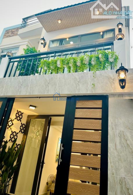 Thanh lý nhà 50m2 SHR, Nguyễn Kiệm, P9, Phú Nhuận, Giá 1 tỷ 730 HĐ thuê: 9tr/tháng