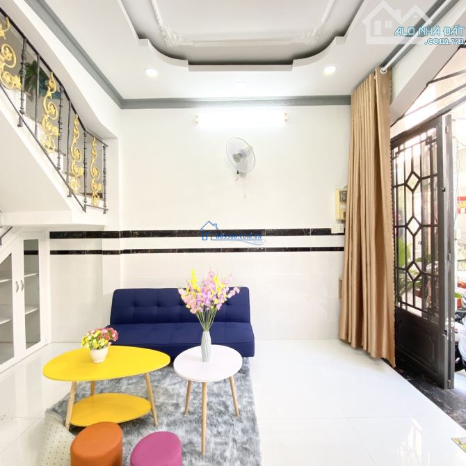 Sẵn HĐ thuê 13 triệu/tháng! Bán nhà Hồ Bá Kiện, Quận 10, Giá 2 tỷ 150 DT 48m2, sổ riêng