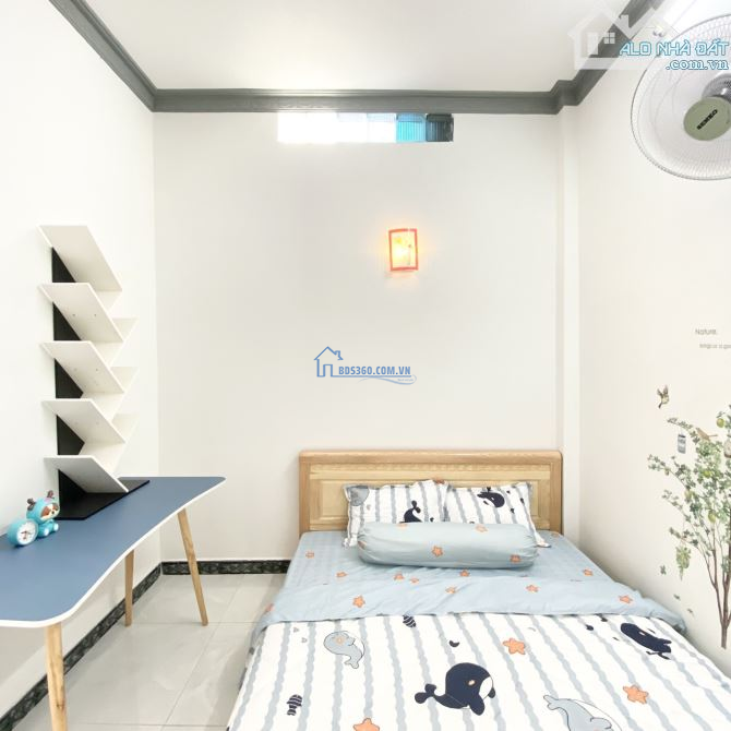 Sẵn HĐ thuê 13 triệu/tháng! Bán nhà Hồ Bá Kiện, Quận 10, Giá 2 tỷ 150 DT 48m2, sổ riêng