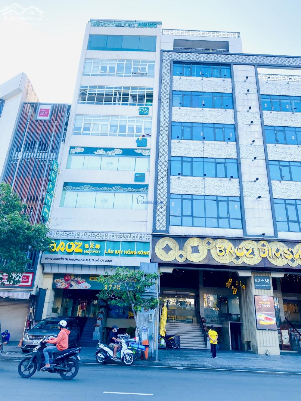 Cho thuê nguyên căn nhà mặt tiền #90-#92 Nguyễn Tri Phương, Phường 7 Quận 5