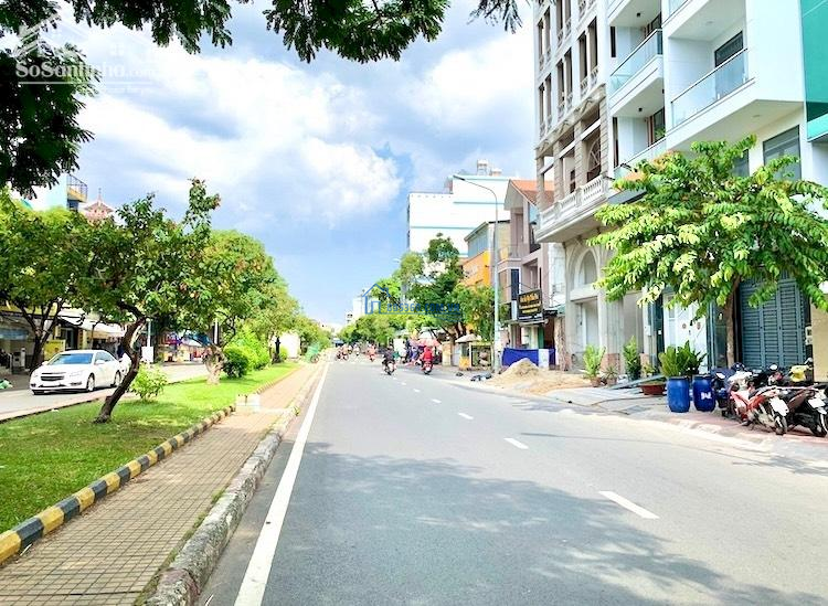 Chủ ngộp bán gấp mặt tiền phường Phú Thọ Hòa. DT 5,7mx27m, 1 lầu, giá 13 tỷ