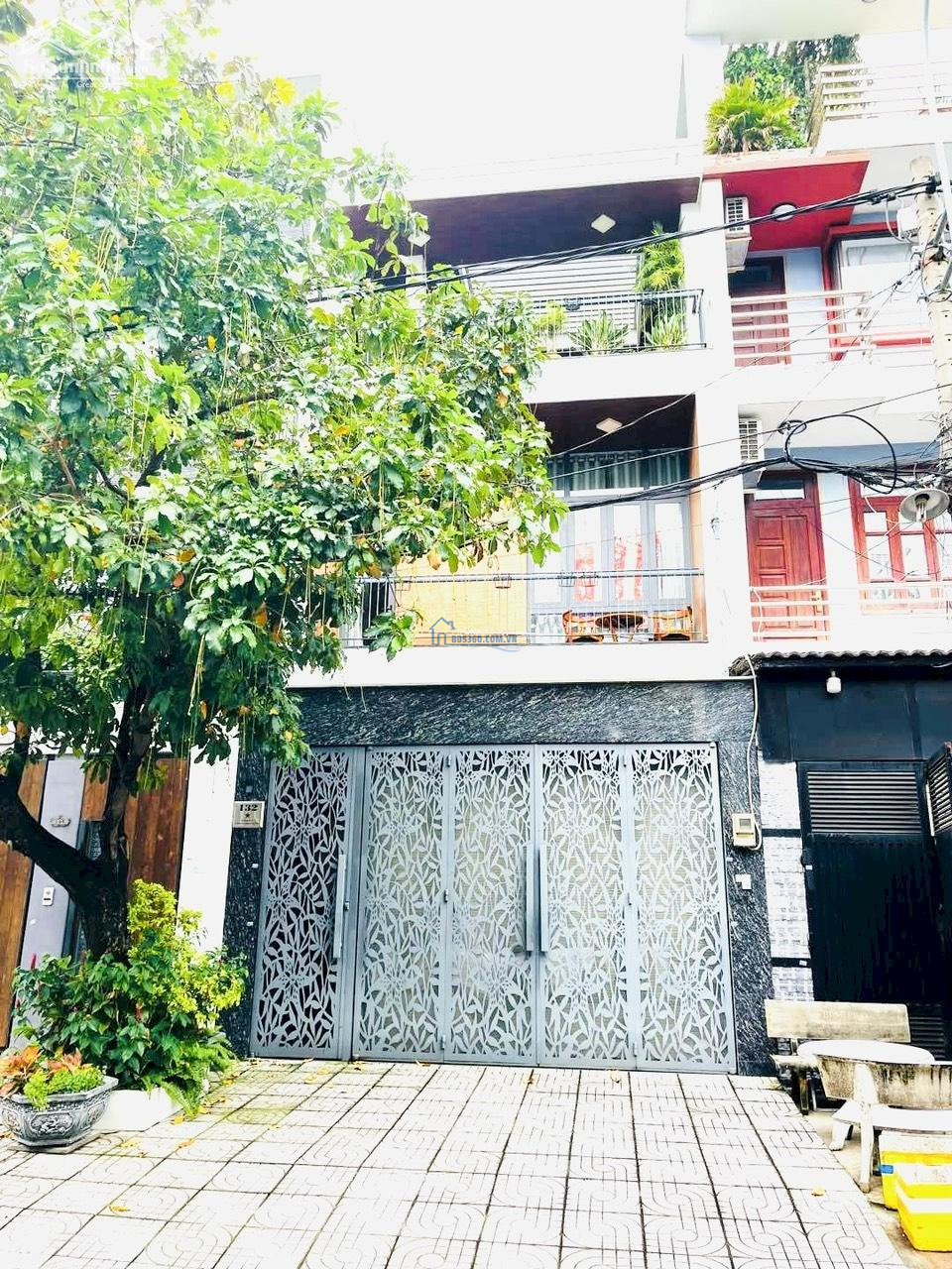 Bán nhà mặt tiền gần Trương Vĩnh Ký (diện tích: 140m2) đúc 4 tấm, giá 16.8 tỷ, phường Tân Thành