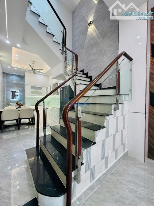 📣 Nhà bán gần Chợ Cây Gõ ngay tại đường Minh Phụng - Quận 6 / 66.4m2 / 3 Tỷ 250