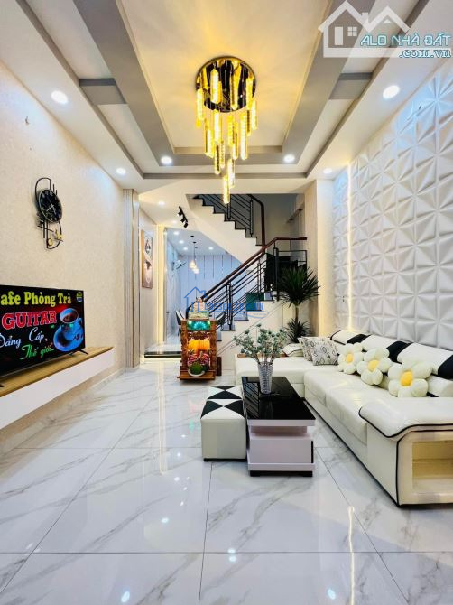 ☣️ Mua ngay nhà Bùi Hữu Nghĩa, Quận 5 (1 trệt + 2 lầu) / 65.9m2 / Giá 3 Tỷ 310