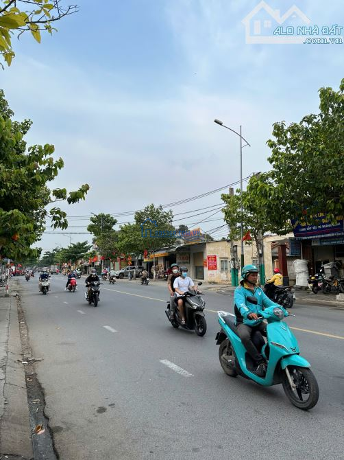 Về Kinh Doanh Được Ngay - MT Nguyễn Thị Minh Khai - gia’ 6tỷ - ngang 5 Vuông Vức