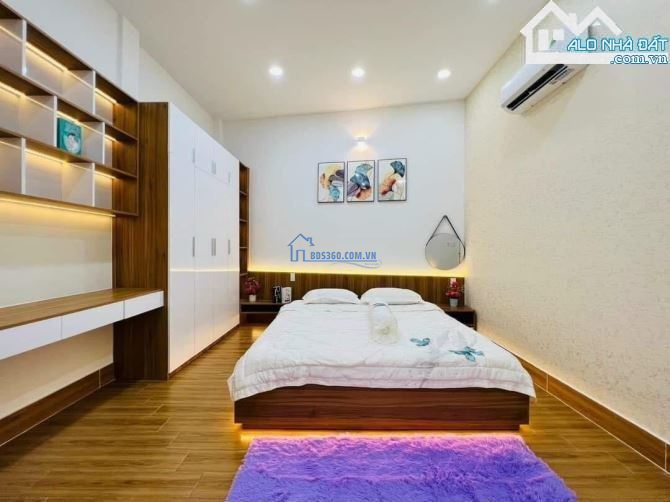 Mua ngay kẻo lỡ căn 56 m2 Trần Minh Quyền, Q.10. Chỉ 3 tỷ 890. 1T1L Đang cho thuê 13 tr