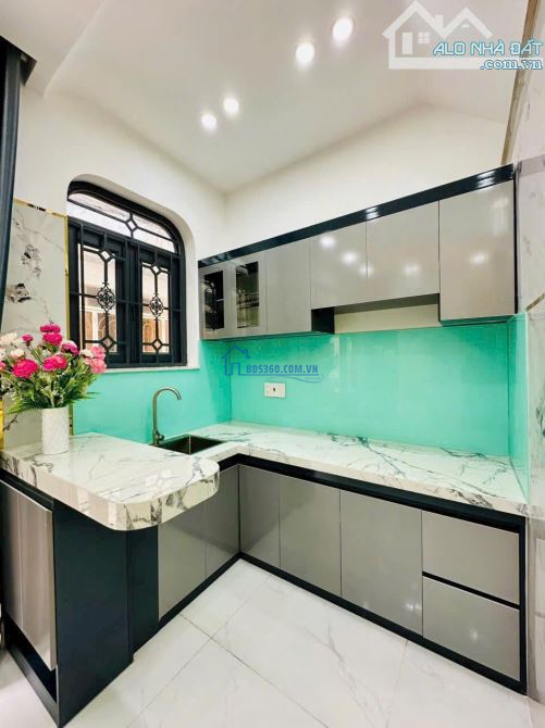 Hiếm có! Nhà 2 tầng Nguyễn Trãi Q.5 – Sổ riêng – 3 tỷ 150 - 62,5 m2 - Nhà đẹp gọi ngay nào