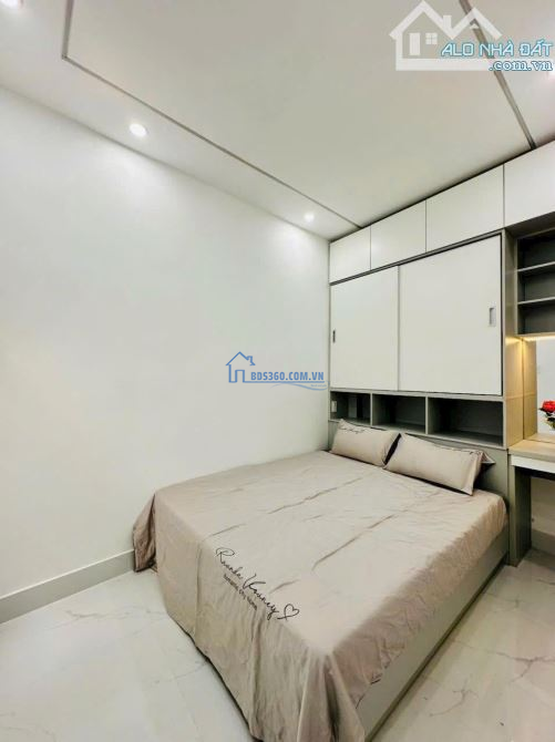 Hiếm có! Nhà 2 tầng Nguyễn Trãi Q.5 – Sổ riêng – 3 tỷ 150 - 62,5 m2 - Nhà đẹp gọi ngay nào