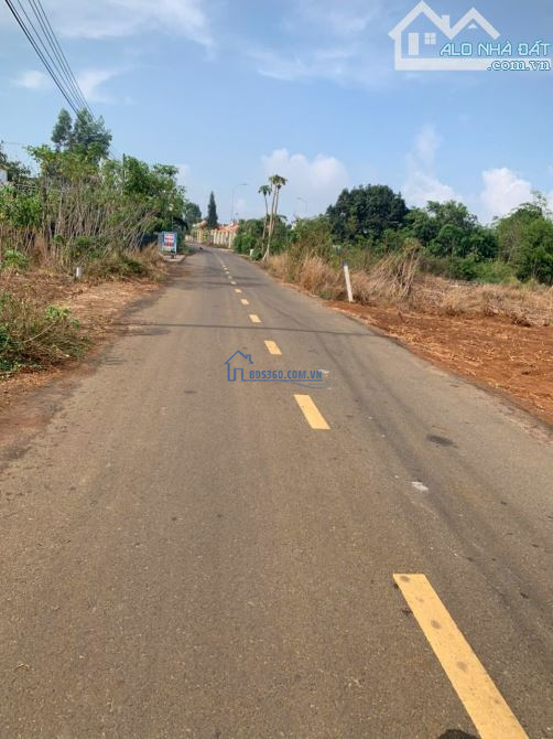 Cần bán 5 lô F0 cách cổng chợ đất đỏ 500m đường 6m dt 230m2 giá 760tr/ lô