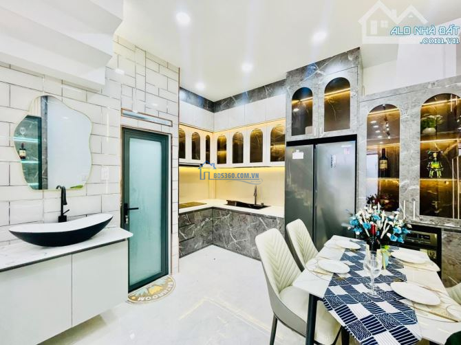 Nhà Bán đường Lê Trực, Phường 7, Bình Thạnh giá 2 tỷ 150- 32m2 nhà 2 lầu có sân thượng,shr