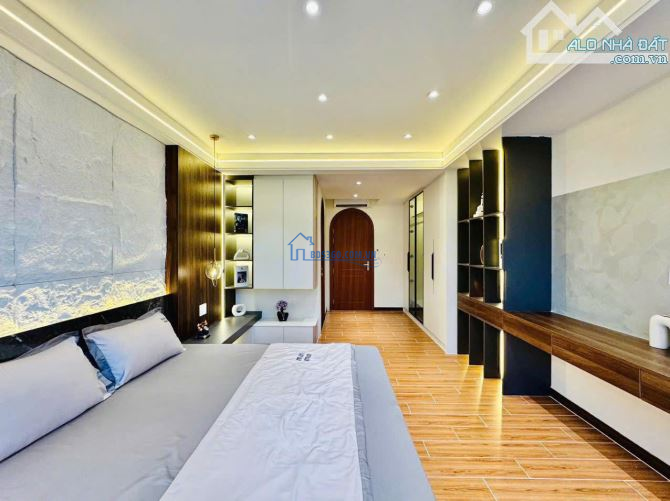 Cần bán nhà ngay Thành Thái, Q10. Giá: 3 tỷ 420 /64,5m2, sổ hồng riêng, hẻm 6m