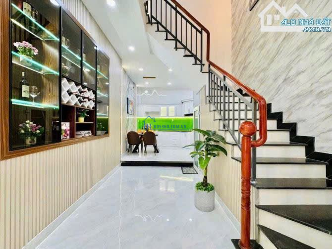 Hàng Hiếm Đầu Tư! Nhà Bà Hom Q6 – 48m², 3PN – Giá Chỉ 2 Tỷ 999 – Dòng Tiền Tốt!
