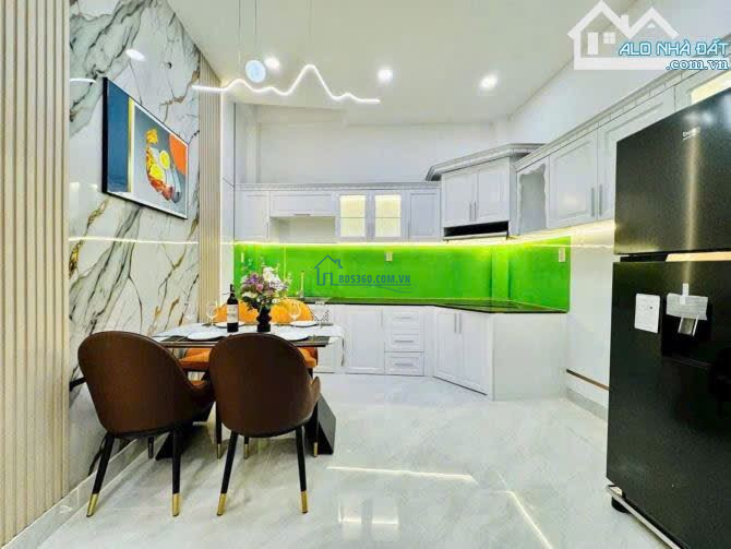 Hàng Hiếm Đầu Tư! Nhà Bà Hom Q6 – 48m², 3PN – Giá Chỉ 2 Tỷ 999 – Dòng Tiền Tốt!