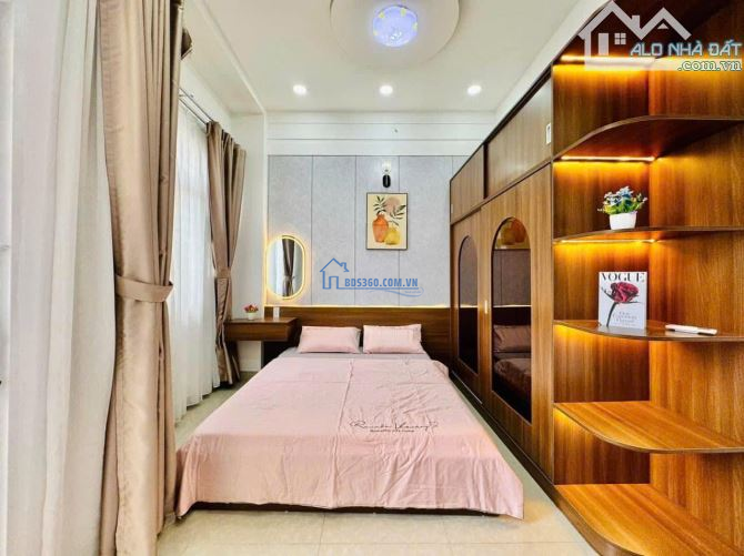 Chỉ với 2 tỷ 250 triệu mua nhà đường Lê Văn Sỹ, Quận Phú Nhuận, dt 55m2, sổ hồng riêng
