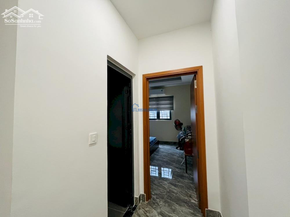 Bán nhà hẻm đường Tân Sơn Nhì, 4mx21m, giá 8 tỷ, 3 lầu, P. Tân Sơn Nhì Q. Tân Phú