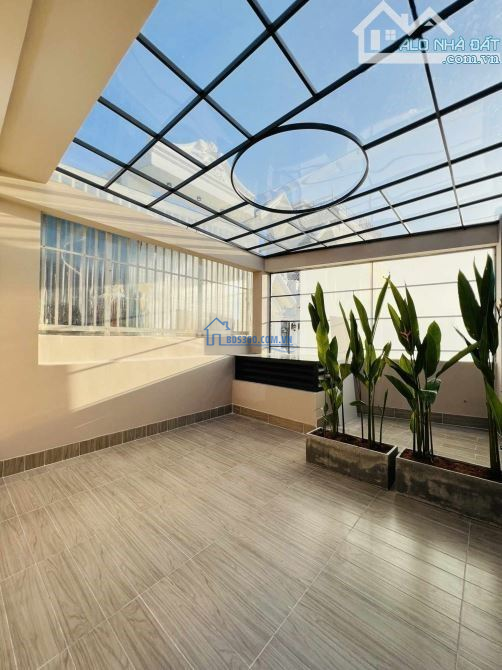 Định cư nước ngoài bán nhà 62m2/3.360 tỷ 2lầu+3PN Nguyễn Trãi-Q5.Thuê cao 16 triệu/th SHR