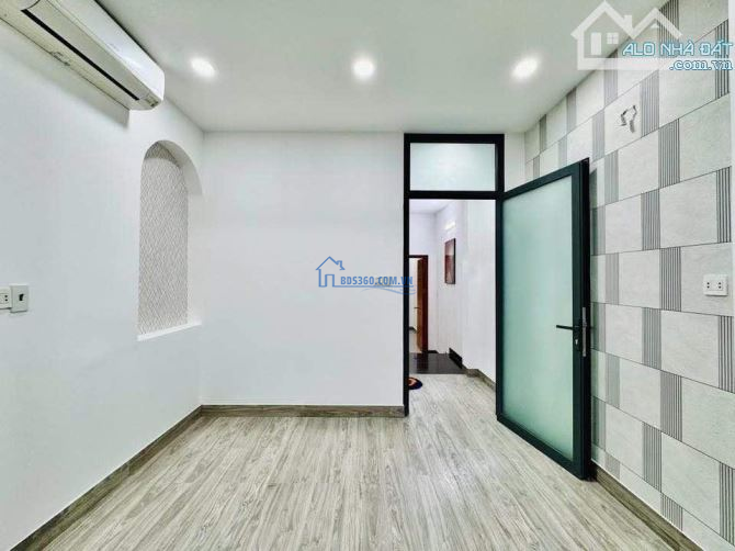 DUY NHẤT 1 CĂN! Nhà đẹp Thích Quảng Đức, Phú Nhuận – 1T2L – 64 m² – GIÁ TỐT 2 TỶ 8 – SHR