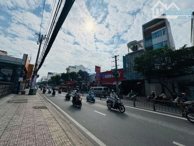 Cho thuê nhà Nguyễn Thị Thập, Phường Tân Phong, Quận 7, Hồ Chí Minh