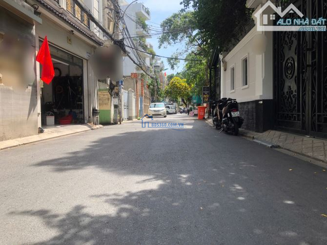 Bán Biệt Thự Ngay,Ngỗi Văn Trỗi,Phường,8,Phú Nhuận 7mX15m2, DTCN;104m2, 4 Lầu ,22 Tỷ
