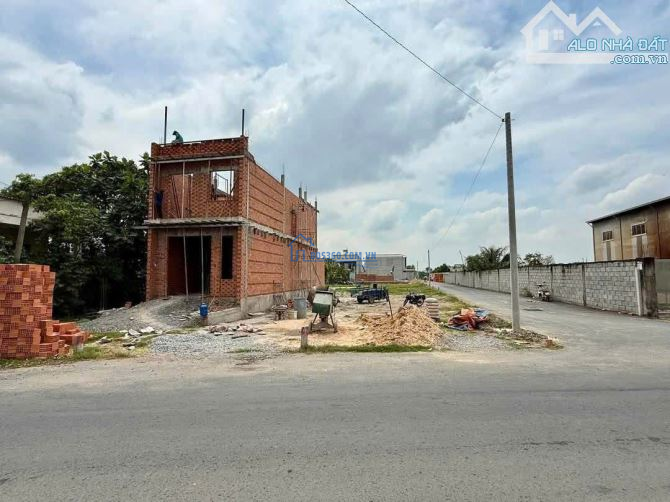 LÔ ĐẤT 2 MT Đ.LỚN Ô TÔ TRÁNH NHAU 131M2 FULL THỔ, TÂN THÔNG HỘI, CỦ CHI !!!!