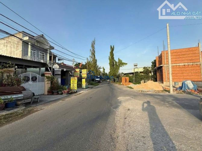 LÔ ĐẤT 2 MT Đ.LỚN Ô TÔ TRÁNH NHAU 131M2 FULL THỔ, TÂN THÔNG HỘI, CỦ CHI !!!!