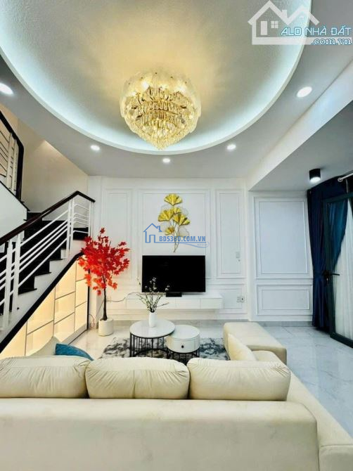 Nhà 2MT hẻm Lãnh Bình Thăng-Nhà 1T2L giá 2tỷ940 ngay chợ Phú Thọ-Số 64m2 sang tên liền tay
