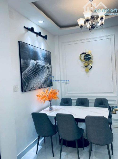 Nhà 2MT hẻm Lãnh Bình Thăng-Nhà 1T2L giá 2tỷ940 ngay chợ Phú Thọ-Số 64m2 sang tên liền tay