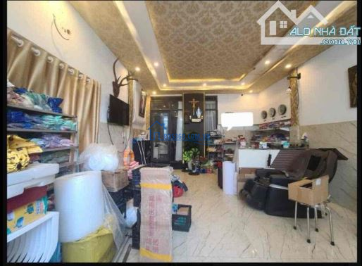 TÒA CĂN HỘ NGŨ HÀNH SƠN-NGAY ĐẠI HỌC KINH TẾ -150M2 - 4 TẦNG-THANG MÁY-DT:80 TR/TH-14 TỶ