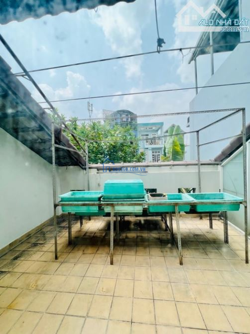 Bán nhà hẻm xe tải tránh, Phạm Văn Bạch, ngang 5x21, 4 tầng, phường 12, Gò Vấp