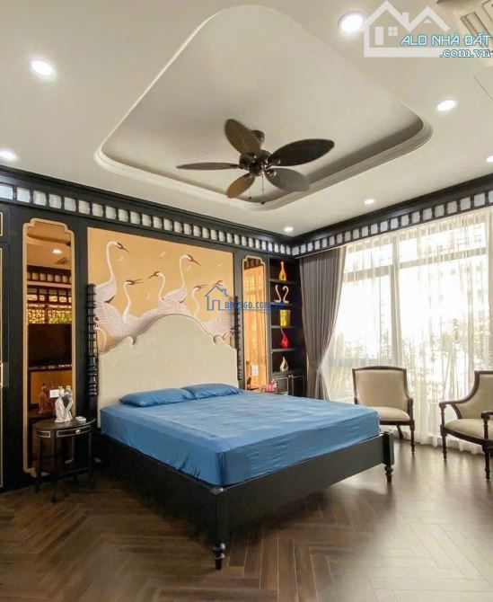 HIẾM ! BÁN NHÀ TÂY HỒ - LÔ GÓC - GARA Ô TÔ - KINH DOANH - 70M x 3 Tầng 17 Tỷ Hơn