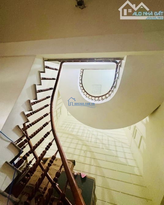 NHÀ ĐƯỜNG 30/4 - GIÁ RẺ NHẤT KHU - 160M2 - 3 TẦNG - ĐƯỜNG 30M - GẦN LÊ THANH NGHỊ -18.3T