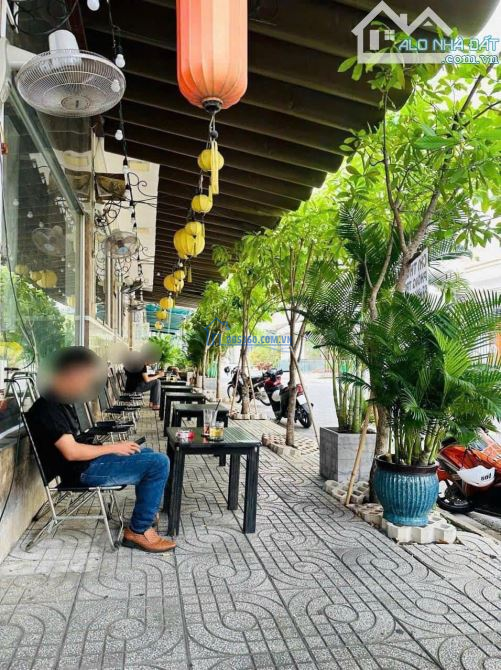 Bán Gấp Nhà Lầu 120m2 Mặt Tiền Kinh Doanh gần chợ Bình Chánh Đang cho thuê kd 10Triệu/th
