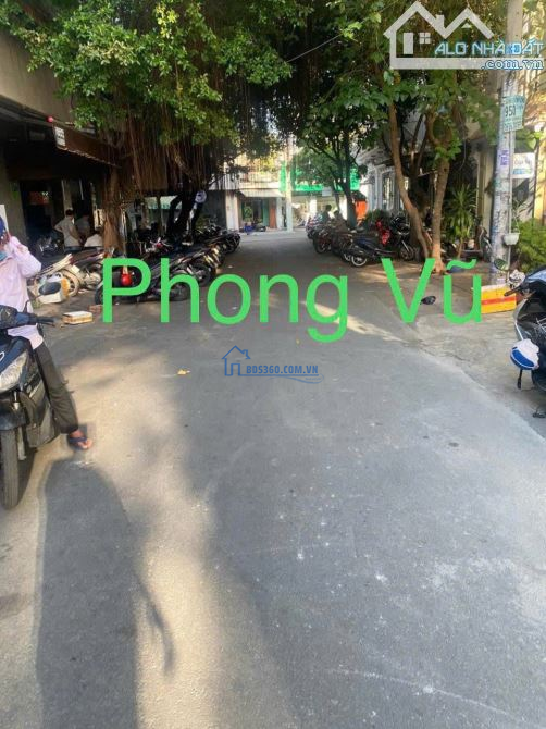 Bán Gấp Nhà Lầu 120m2 Mặt Tiền Kinh Doanh gần chợ Bình Chánh Đang cho thuê kd 10Triệu/th