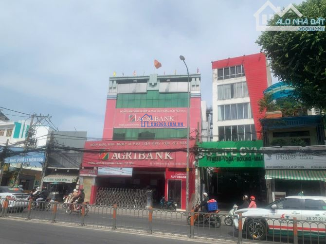 CHO THUÊ MẶT BẰNG MẶT TIỀN ĐƯỜNG QUANG TRUNG