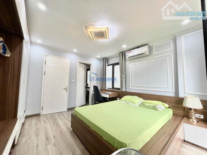 Bán Siêu Phẩm! Giáp Ngoại Giao Đoàn, Xuân La, Tây Hồ - 50m - 5 Tầng - Lô Góc- Gần Phố -9tỷ