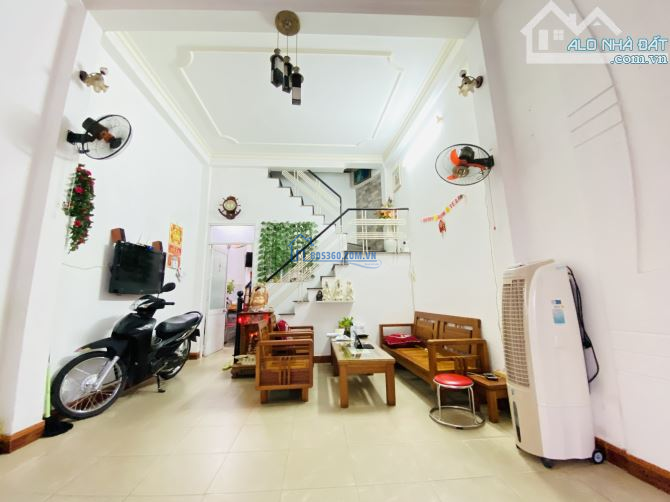 BÁN NHÀ MẶT TIỀN ĐƯỜNG 7.5M- QUẬN HẢI CHÂU- DIỆN TÍCH 60M2- GIÁ CHỈ 4.990 TỶ.