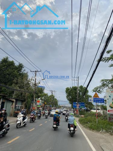 Nhà 3 Tầng Gần Công Viên Phú Hữu, Hẻm Xe Hơi, Chỉ 4,2 Tỷ