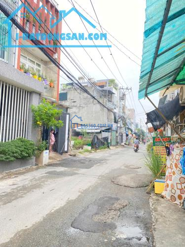 BÁN ĐẤT MẶT TIỀN ĐƯỜNG 12M, VỪA Ở VỪA KINH DOANH , GẦN NGUYỄN DUY TRINH, PHÚ HỮU, Q9