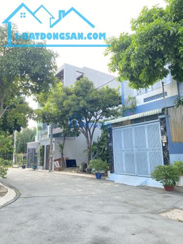 ĐẤT NỀN 70M2 , GẦN CẦU ÔNG NHIÊU, BÙI XƯƠNG TRẠCH, LONG TRƯỜNG, Q9 , PHÂN LÔ , HXH
