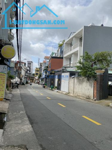 Bán Nhà 3 Tầng,Gần BV Lê Văn Thịnh,Quận 2, 65m2 (6 x 11 ),Hẻm xe hơi thông, Mới đẹp Ở Ngay