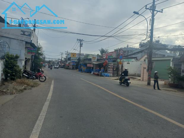 Mặt tiền Nguyễn Duy Trinh, DT 165m2 x 2 Tầng Full không lộ giới,kinh doanh sầm uất