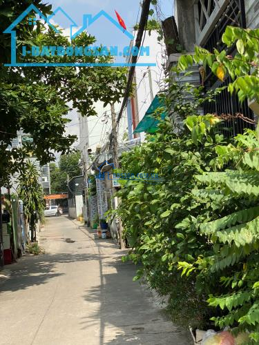 Đất Nền 100m2 , Ngay Chợ Cây Xoài , Cát Lái ,Q2, HXH, Ngang 5m