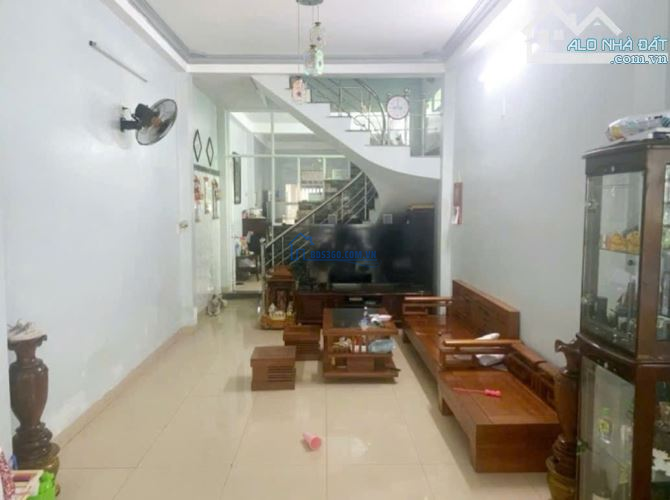 Bán nhà bán nhà 2tầng kiệt Nguyễn Duy hiệu.sát Nguyễn Văn thoại.cách biển Mỹ Khê mấy bước
