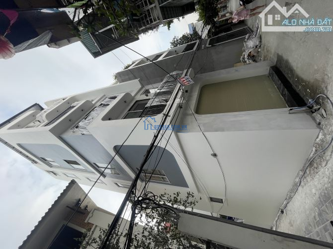 Bán nhà Thạch Bàn, Long Biên, 6 tầng thang máy, oto đỗ, xây mới