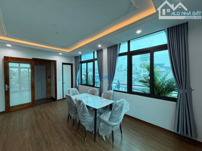 GIA ĐÌNH TÔI CẦN BÁN NHÀ VĨNH PHÚC, 45M2 7T THANG MÁY LÔ GÓC 2 THOÁNG, Ở & KD, GIÁ 11.7 TỶ